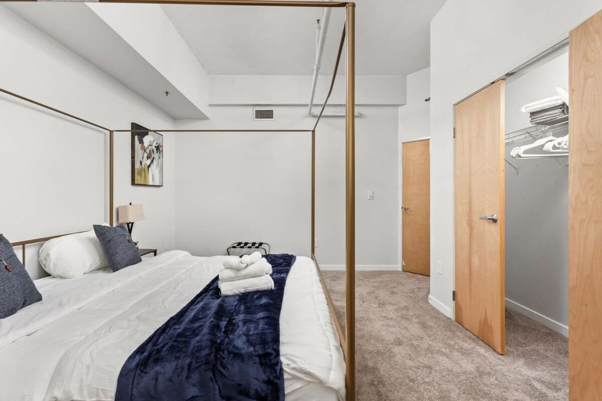 Modern Downtown Apartment 2Br 2Ba By Cozysuites Індіанаполіс Екстер'єр фото